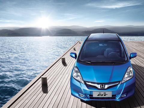 各级别最保值的车型在这里，普拉多三年还卖新车价