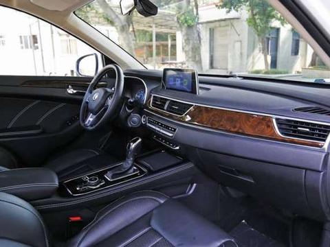 这款SUV块头大过哈弗H6 7年质保顶配不足10万, 销量完胜宝骏560