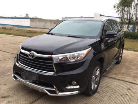 四驱豪华7座SUV，空间比奥迪Q7大，外观厚重