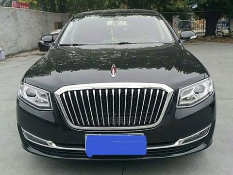 25万买辆红旗H7：平均油耗人夸赞，然而瞬时油耗让车主尴尬了