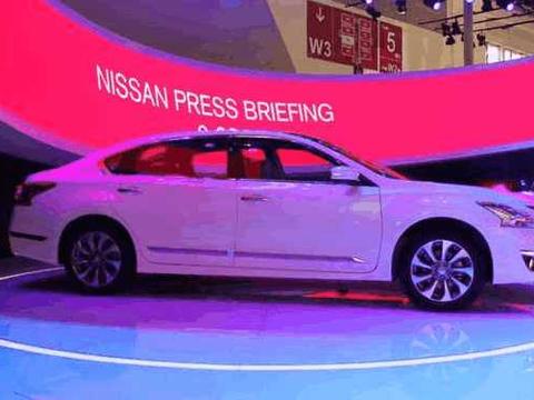 车长4米9, 和帕萨特雅阁同级, 舒适度远超凯美瑞, 如今14万起