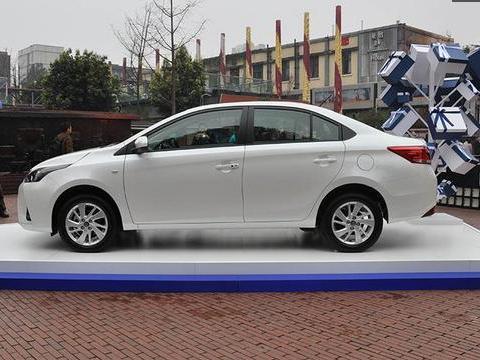 丰田推出新款三厢车型, 配电动天窗, 神似威驰, 6.98万起