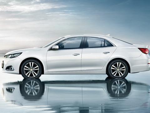 仅售11.9万，最低价豪华中级车来临，搞不懂为何还要买朗逸?