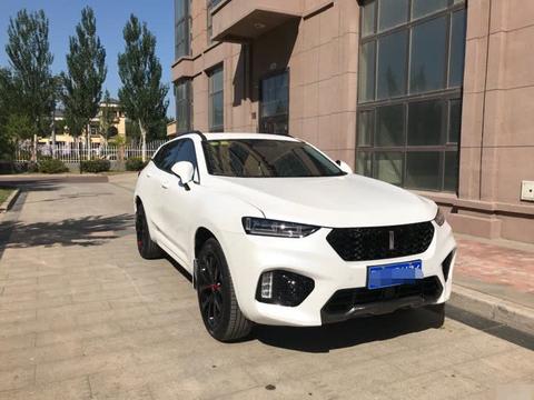 20万提长城WEY VV7，刚半年就想换车，车主：外观太另类