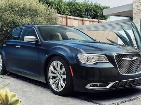 上代克莱斯勒300C销量惨淡，如今是30万价位仅存的V6发动机