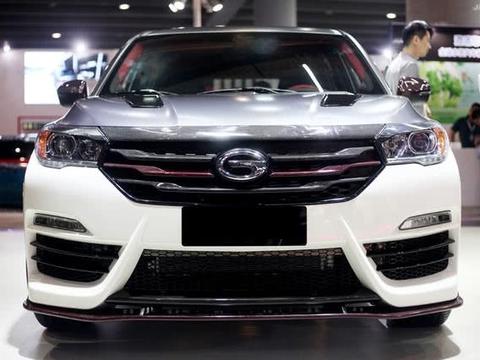 传祺GS4整容归来！颜值甩汉兰达10条街，卖60万路虎揽胜心服口服