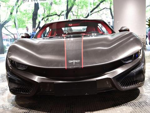 “中国版特斯拉”终于要上市了！未来感车身＋3.5秒百公里加速