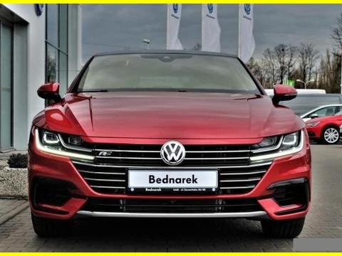 全新大众CC还是靠脸吃饭，高颜值让思域系汗颜，操控令X5动容