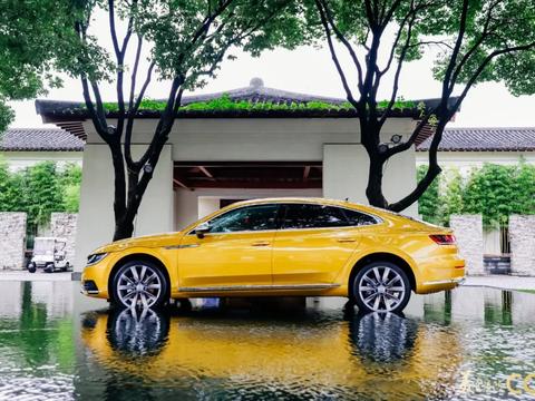 开最美的车，看最美的风景，想想就美得很！