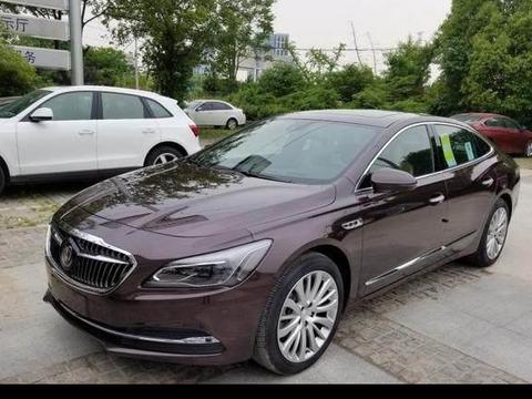 配可变悬架+远程启动，5米多的车身，不足24万的售价十分厚道