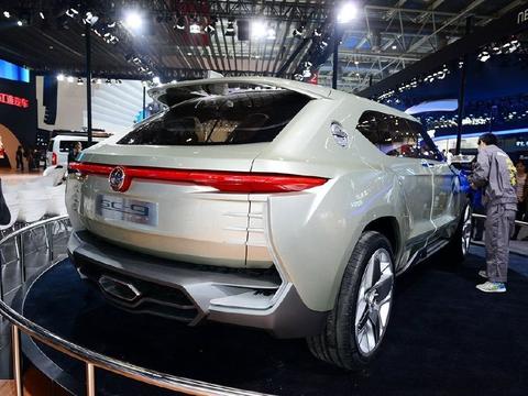 最霸气国产SUV，车长5.2米全时4驱，售20万谁还要汉兰达