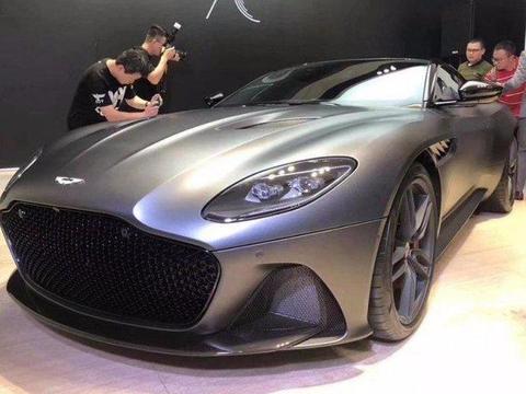 阿斯顿马丁全新DBS Superleggera曝光