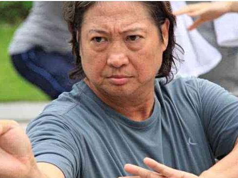 世界上最像龙的生物 斯洛文尼亚神秘洞螈揭秘