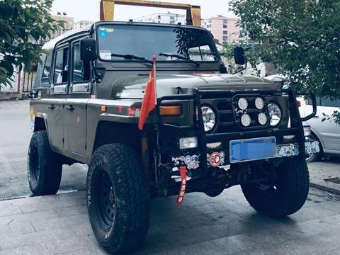 北汽bj212改装最漂亮的,爆改212改装图片 90后车主魔改北汽bj212,就像大号牧马人,网友:符合气质!
