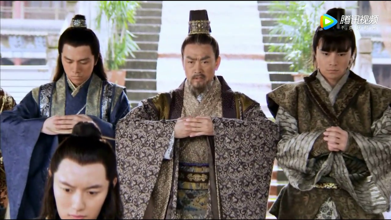 裴元庆当杨广面揍宇文化及,将宇文成龙扔进河里,隋唐演义