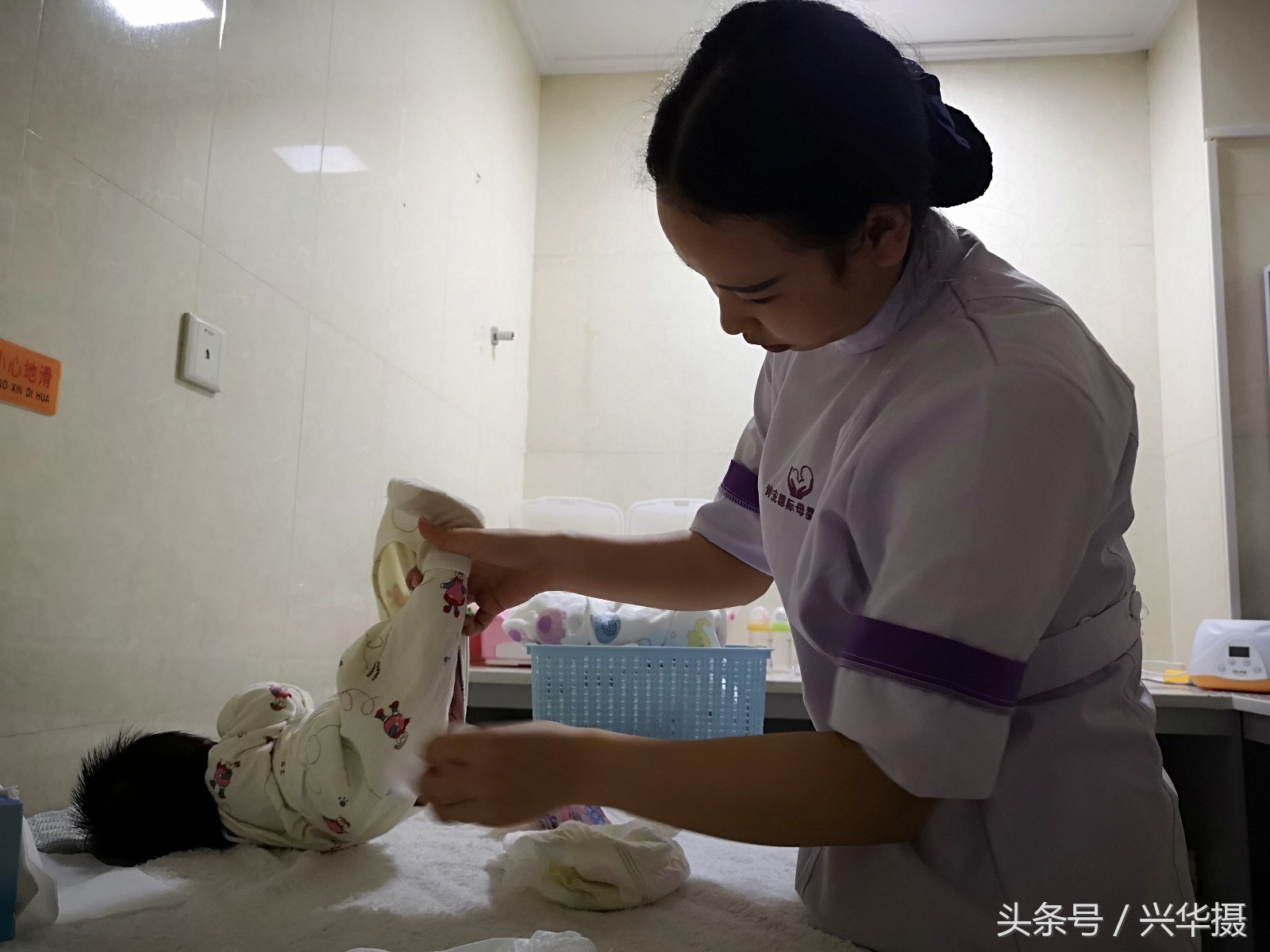 郴州90后美女育婴师:提前感受做妈妈为日后做