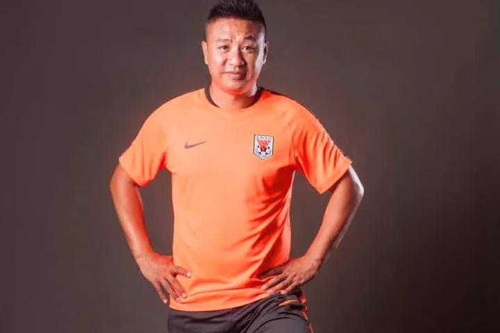 耿钰杰足球训练营正式开营!全济南50个名额 限