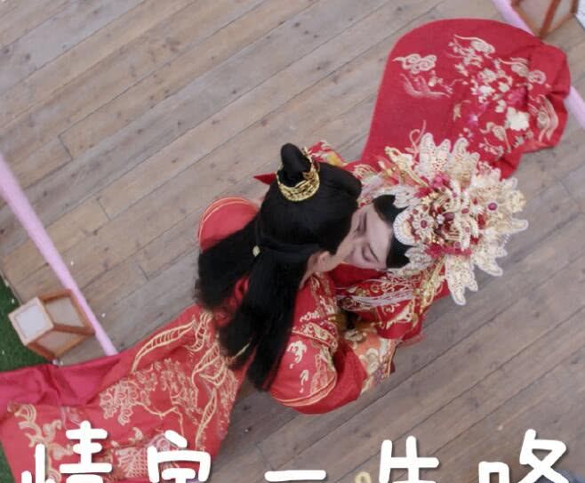 《双世宠妃2》来袭,42场吻戏齁甜观众,网友:甜