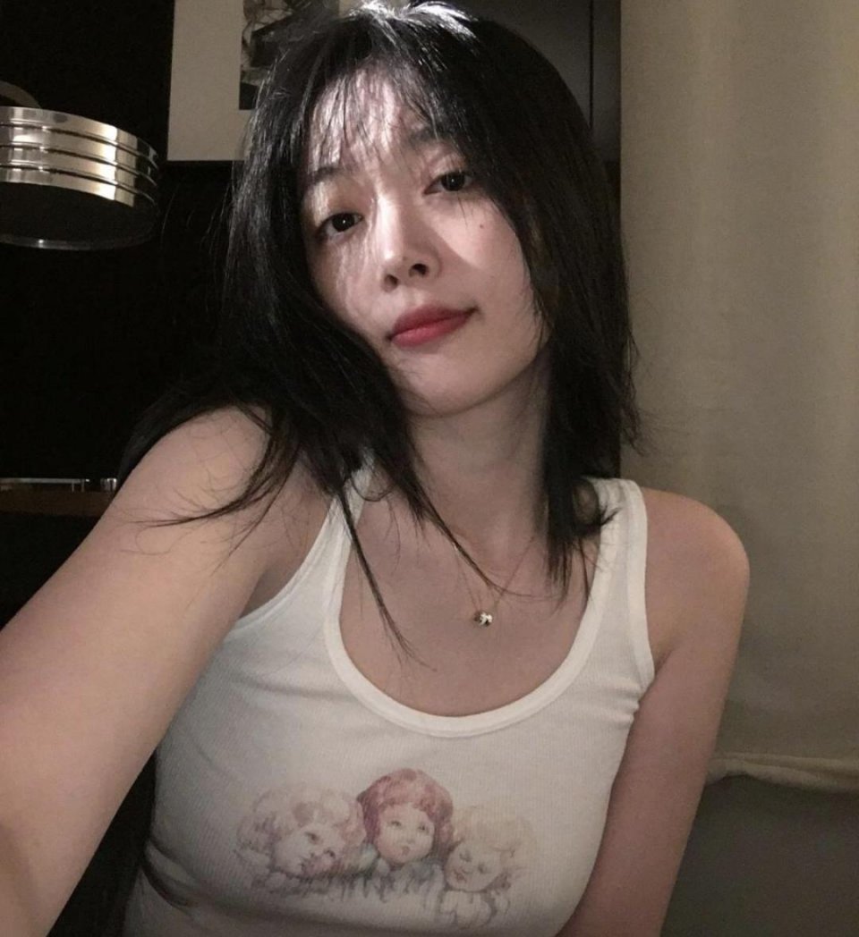 韩版郑爽自拍性感照片,身材又火辣,比郑爽还漂亮,美炸了!