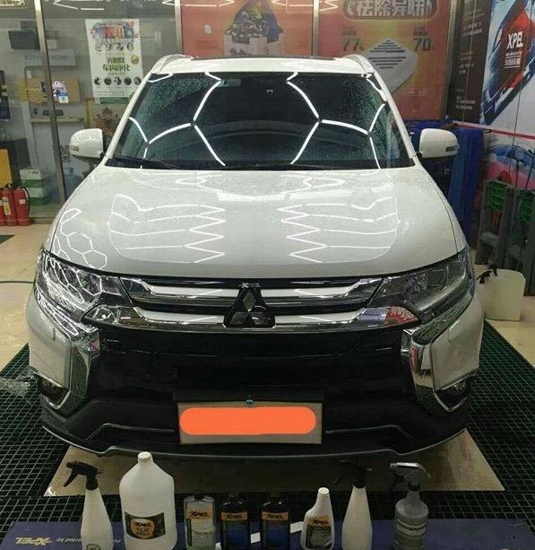20万提车三菱欧蓝德: 还没上牌就镀晶, 又花1万贴隐形车衣