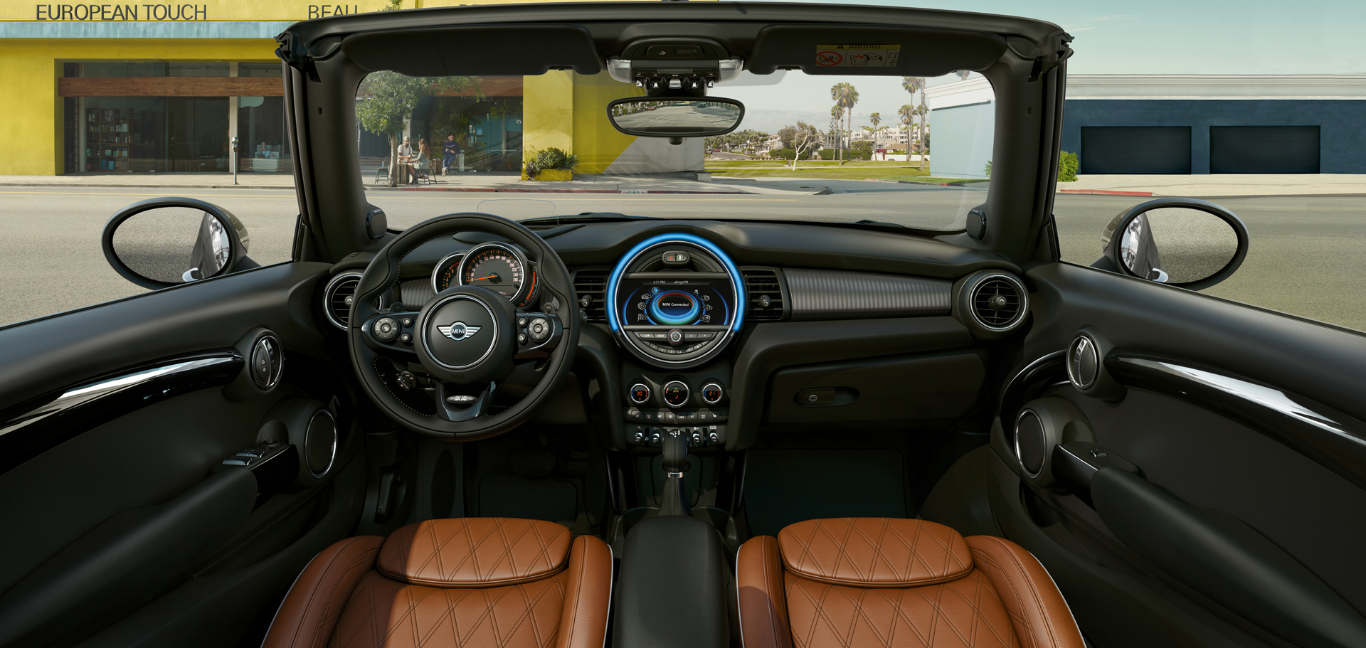 新一代 MINI CABRIO。
建议零售价:¥325,000起