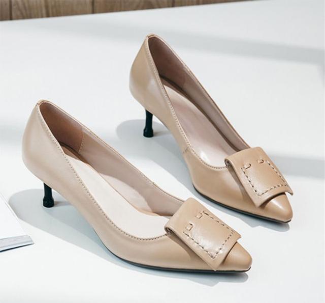 适合上班族女性穿的高跟鞋, 粗跟稳健, 细跟知性