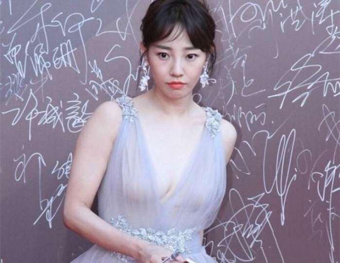 白百何回应“一指禅”过后, 网友直呼恶心