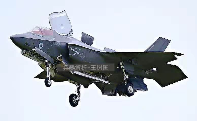 日本购买42架F35B战机!性能超越歼15,将登上