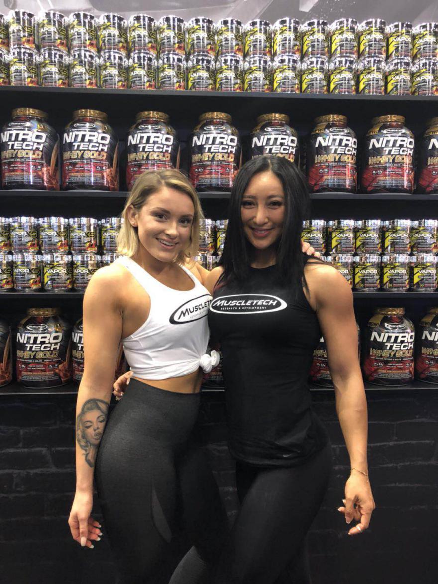 肌肉科技全球品牌大使牟丛,亮相FIBO尽显力量之美