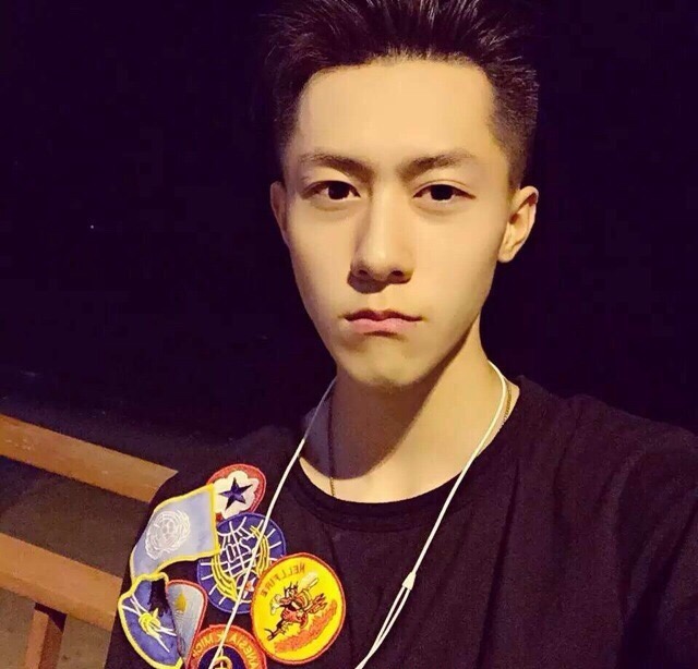 散落民间的帅哥合集.