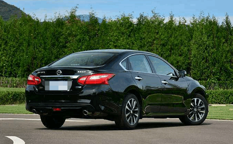 2016款天籁2.5L这款车这么样?