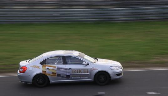 我们的国产车8年前就在纽北赛道征服了豪华车捷豹