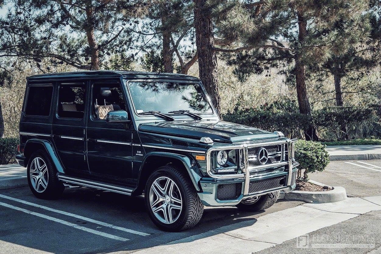 原谅色的奔驰大G