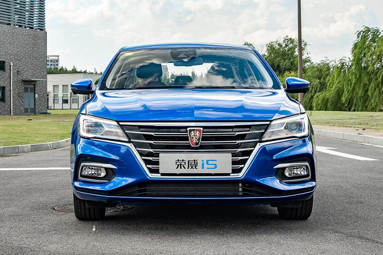 国产轿车排行榜_国产轿车排行榜前十名(3)