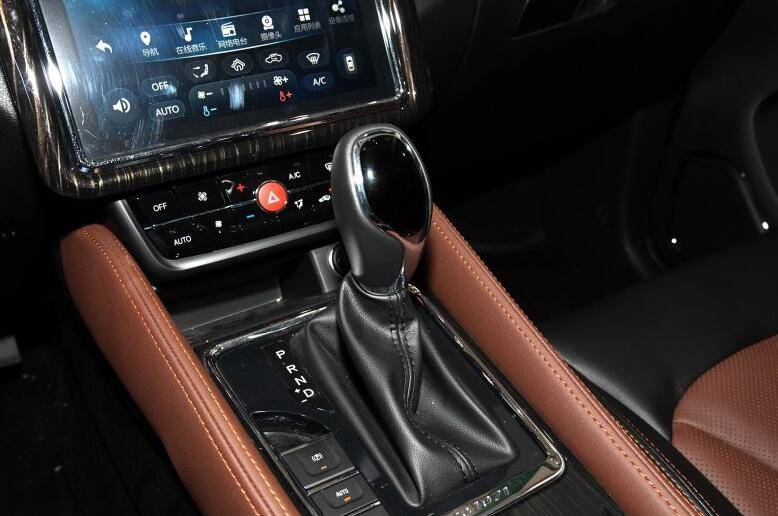 气场不输汉兰达的SUV,1.5T+6AT,中控12寸巨屏远程启动,仅7万