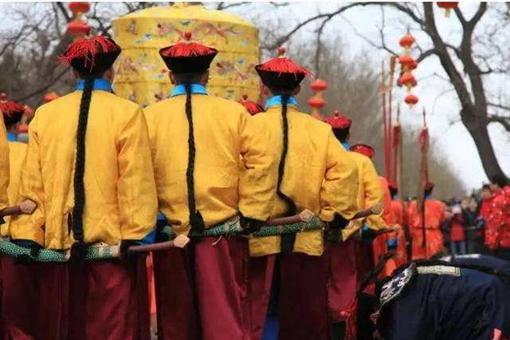 历史上每个朝代皇帝身边的贴身护卫都是怎么招