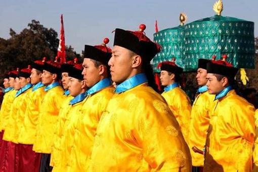 历史上每个朝代皇帝身边的贴身护卫都是怎么招