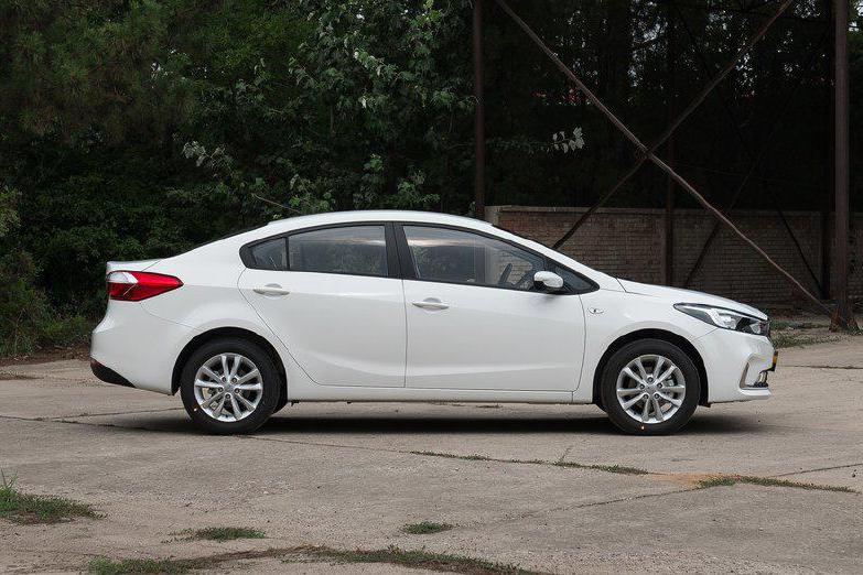 起亚K3值不值得买？外观和性能，你想要的，八位老司机告诉你