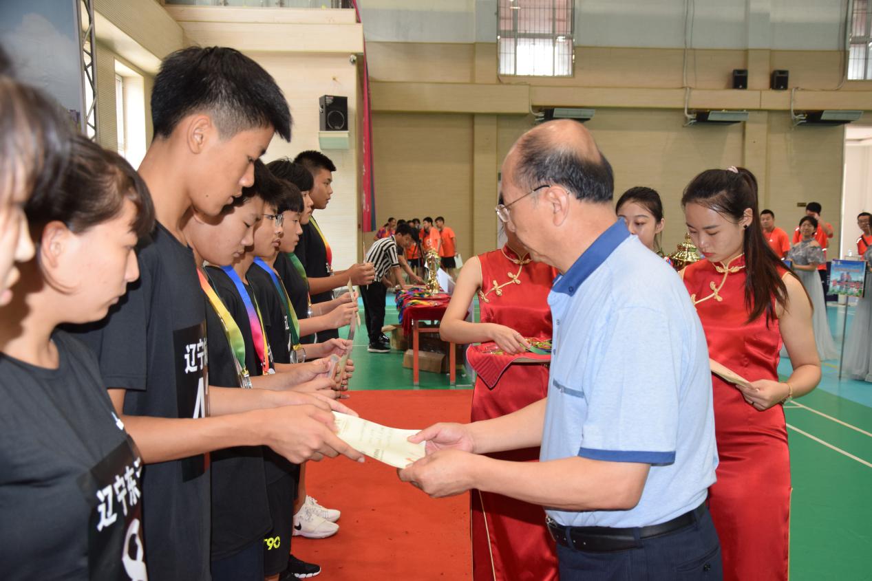 全国中学生和球锦标赛大连开发区八中夺冠