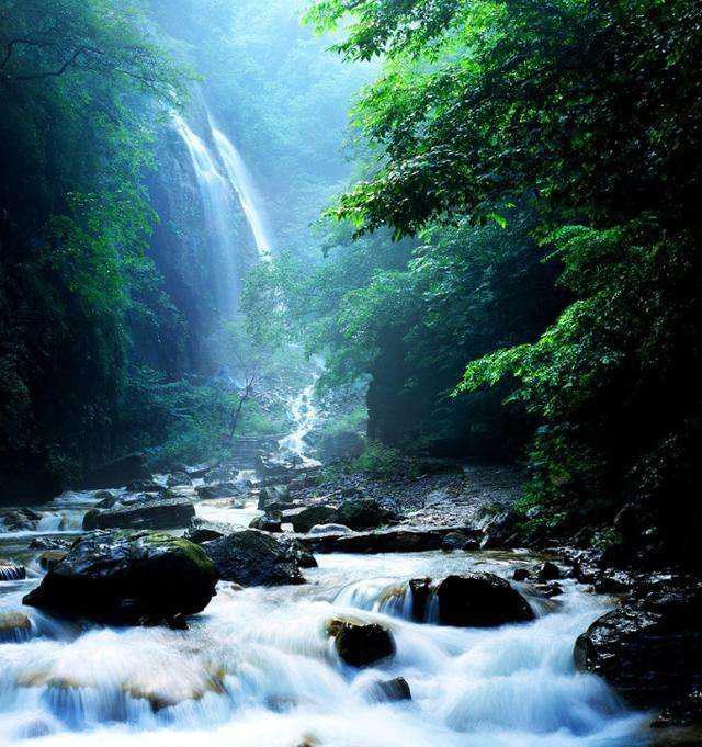 河南有个原生态旅游景点, 门票仅30元, 景色堪比云台