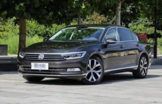 这款迈腾7秒破百，车身近5米，油耗5L，三个月降至15万