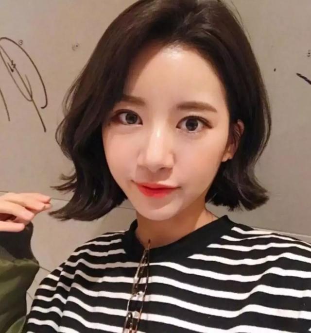 2018年流行的8款短发,看完忍不住想剪了!