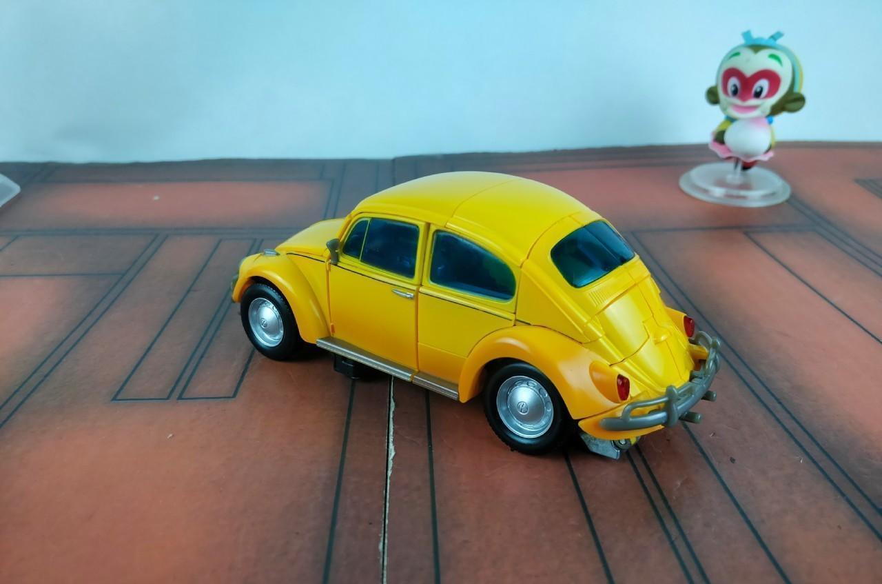 图文 变形金刚 MPM07 甲壳虫大黄蜂