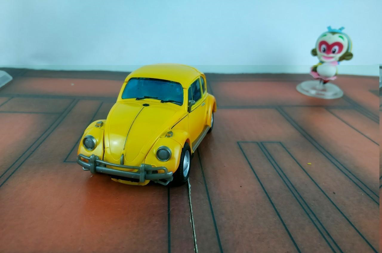 图文 变形金刚 MPM07 甲壳虫大黄蜂