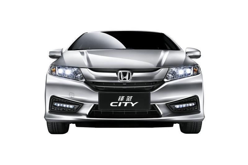 动力不变/颜值升级 2018款锋范售7.98万元