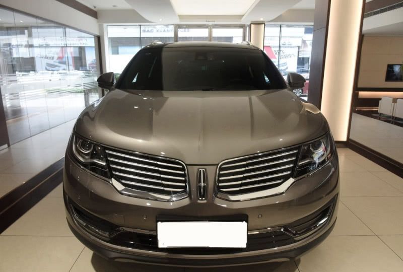 的战斗机,价钱比奥迪便宜,十一月份登录中国市场