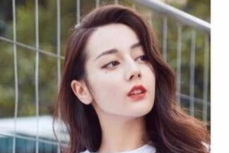 杨幂杨颖迪丽热巴都痴迷小猪佩奇,最后一位竟