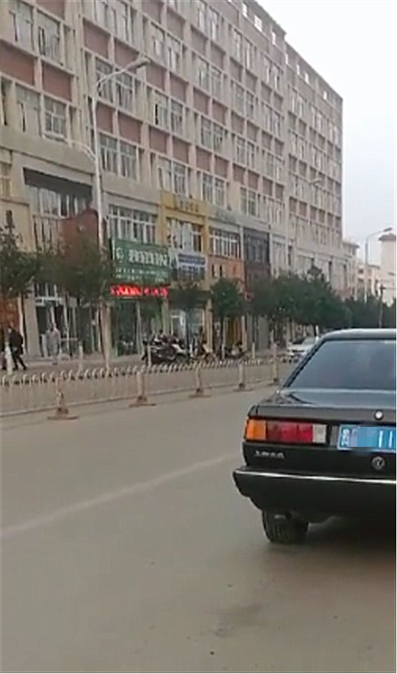 贵州偶遇11年车龄的桑塔纳,本不会多看一眼,但