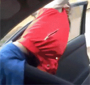 搞笑gif图:厉害了,结婚走红毯可以做成这样