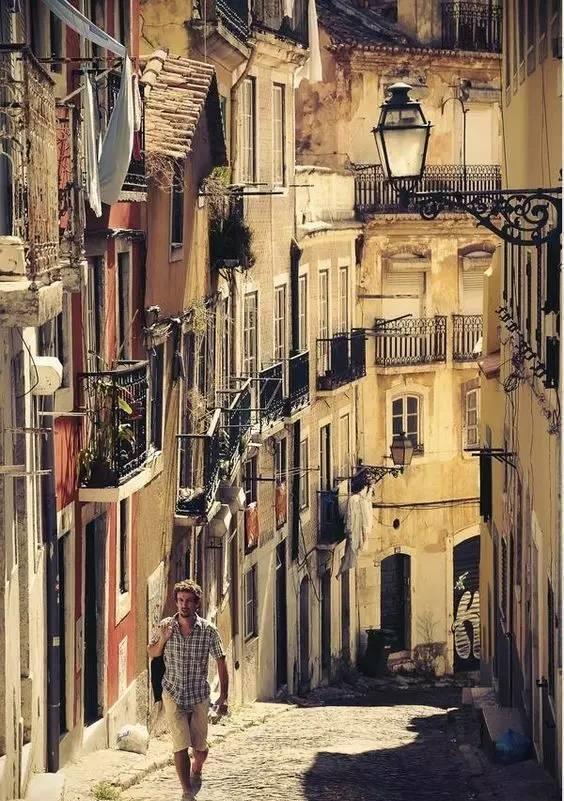 去欧洲旅行必去这个国家, 胜过德国和西班牙, 美